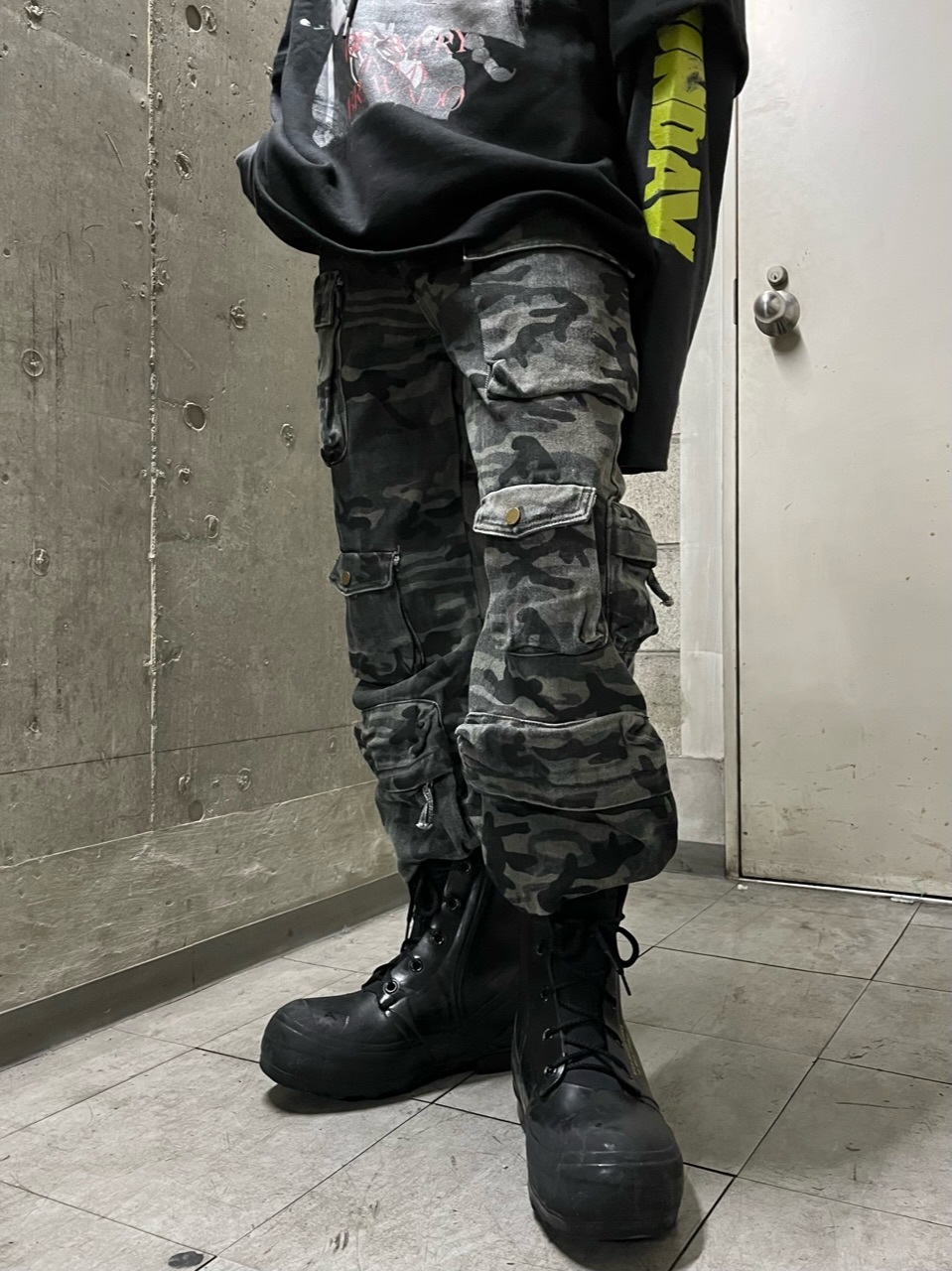 受注制【XU DOG】camouflage cargo pants