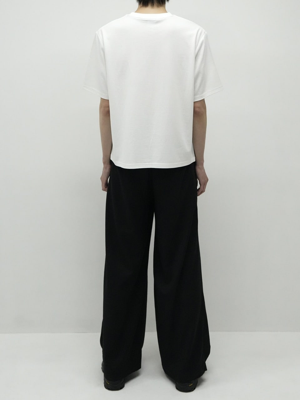 【CS】Cross tuck drape slacks (black) CS】Cross tuck drape slacks (black) | OUR BRAND,Chikashitsu