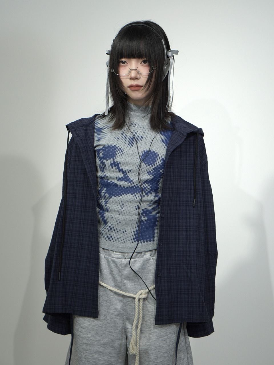 受注制【Nerd out XU】blue check hoodie shirt
