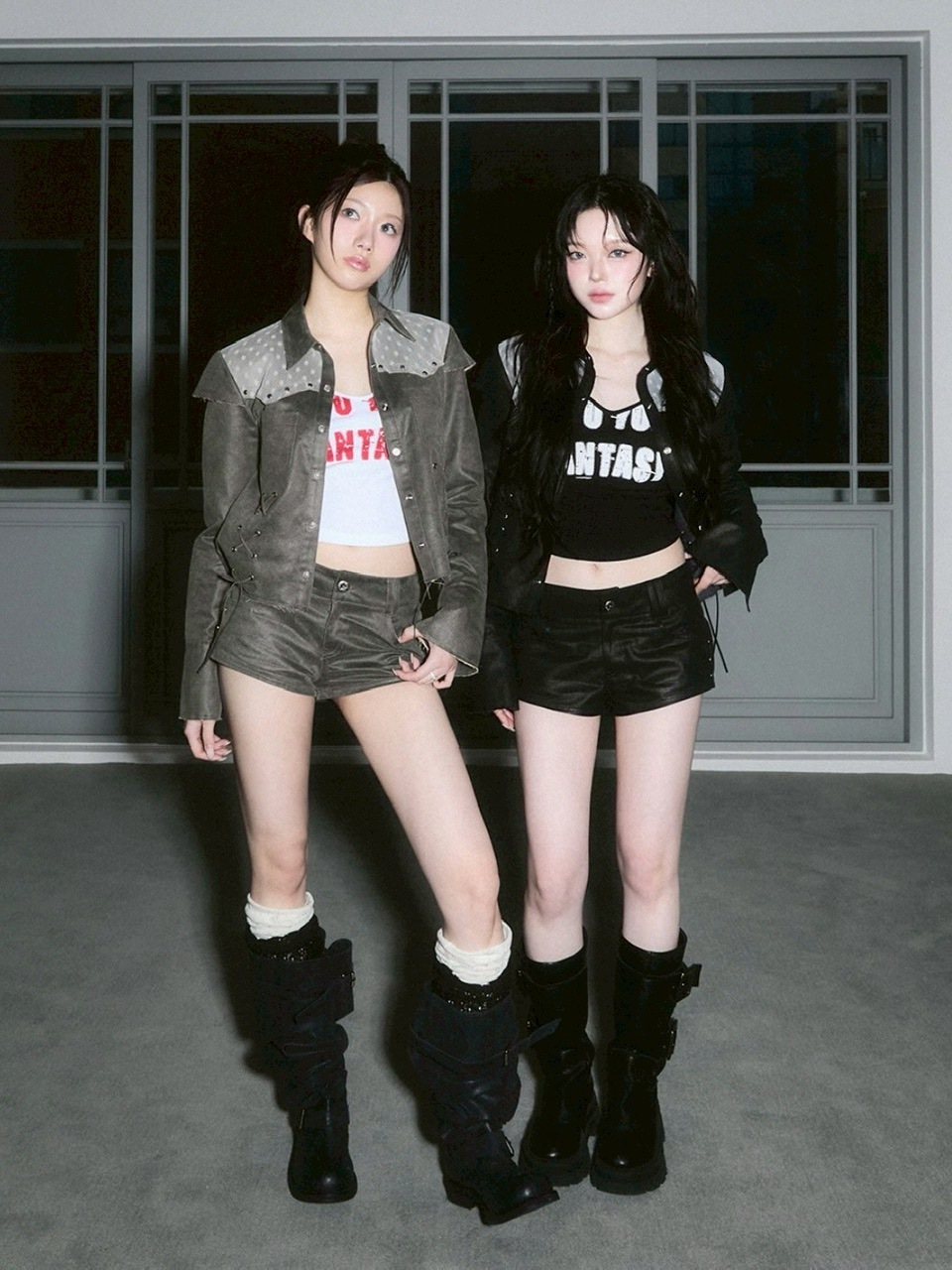 CHERRYQUIRI】lettering crop sleevless / 【チェリーキュリー