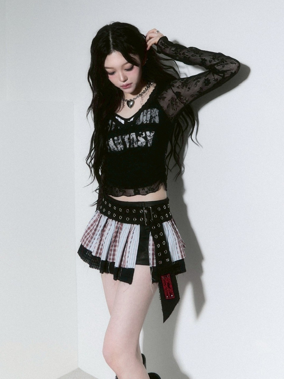 CHERRYQUIRI】lettering crop sleevless / 【チェリーキュリー