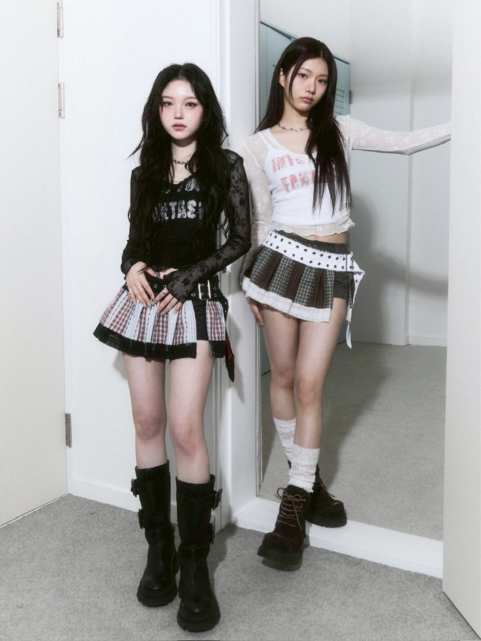 CHERRYQUIRI】lettering crop sleevless / 【チェリーキュリー