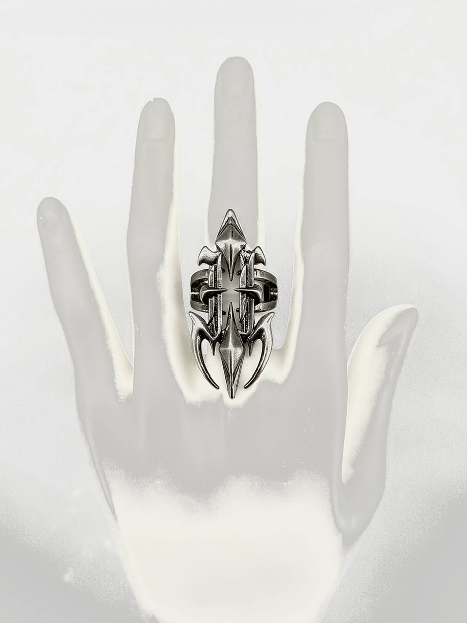 【IIIMIII】Spike Gothic Ring IIIMIII】Spike Gothic Ring | OUR BRAND,IIIMIII | PRESSING
