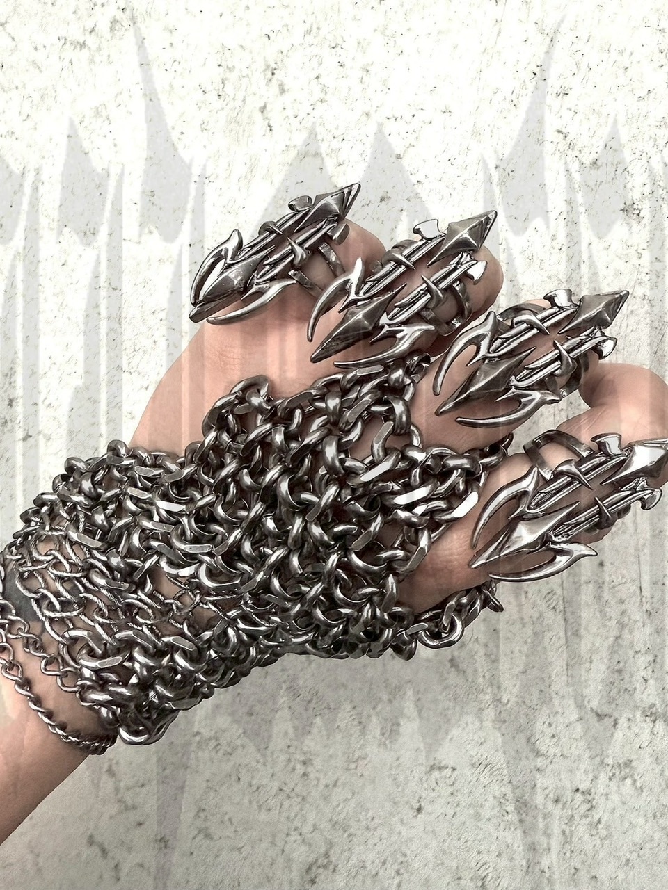 【IIIMIII】Spike Gothic Ring IIIMIII】Spike Gothic Ring / 【イアミ】スパイクゴシック