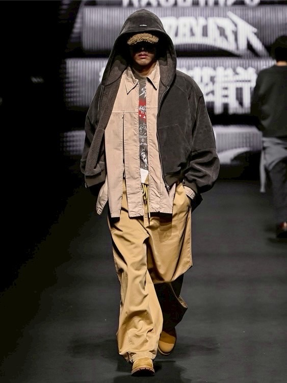 【AJOBYAJO】Corduroy Short Zip-Up Hoodie / 【アジョバイアジョ】コーデュロイショートジップアップパーカー