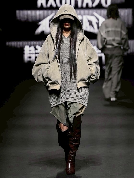 これ以上お値下げしません　Ribbed Short Hoodie ネイビー lot.86012 