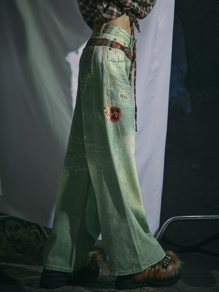 【GATELESS】VINTAGE PRINT BUGGY DENIM PANTS / 【ゲートレス】ビンテージプリントバギーデニムパンツ