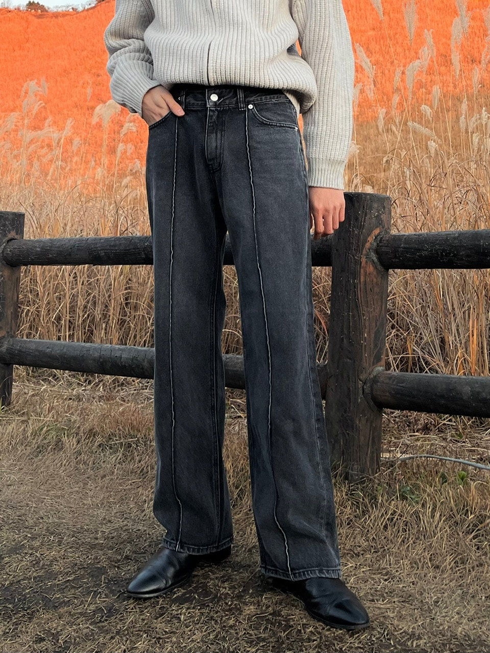 受注制【Chikashitsu +】center press denim pants