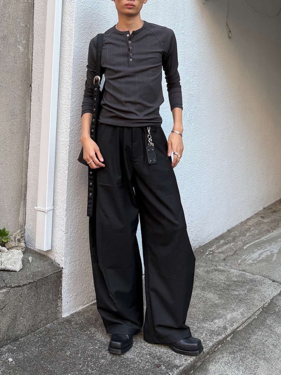 東京店WEB限定受注制【Chikashitsu +】snap rib henley neck tee