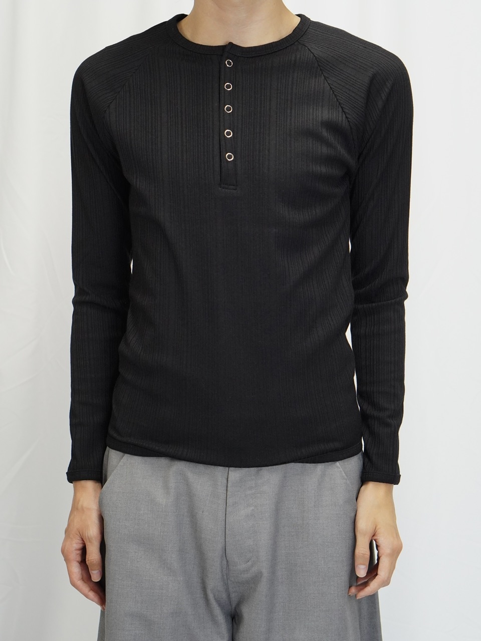 東京店WEB限定受注制【Chikashitsu +】snap rib henley neck tee