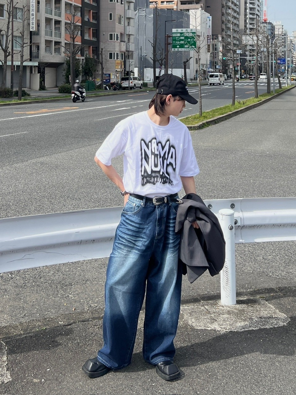 受注制【Chikashitsu +】design washing wide denim pants (2color)