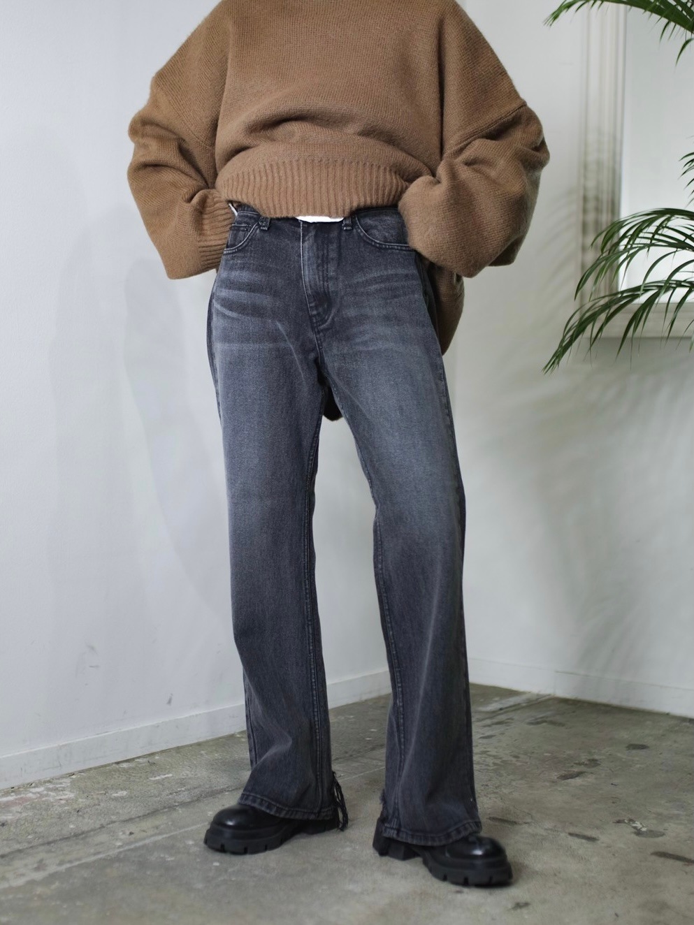 受注制【Chikashitsu +】flare damage denim pants (2color