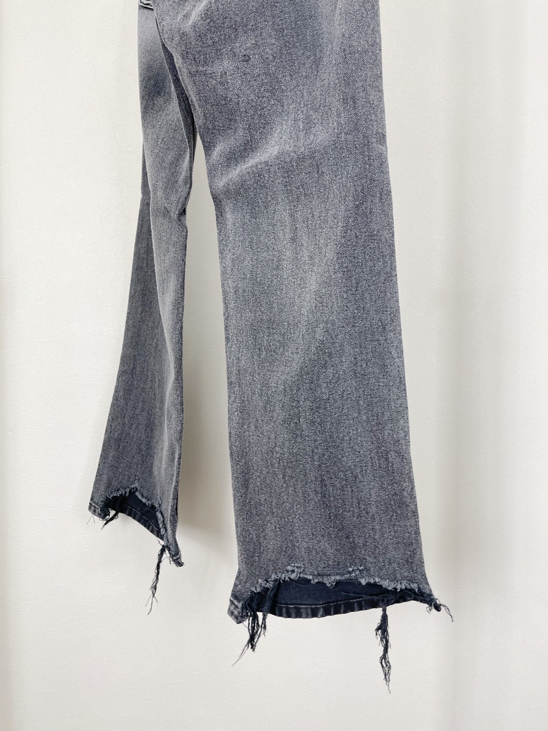 受注制【Chikashitsu +】flare damage denim pants (2color) | OUR