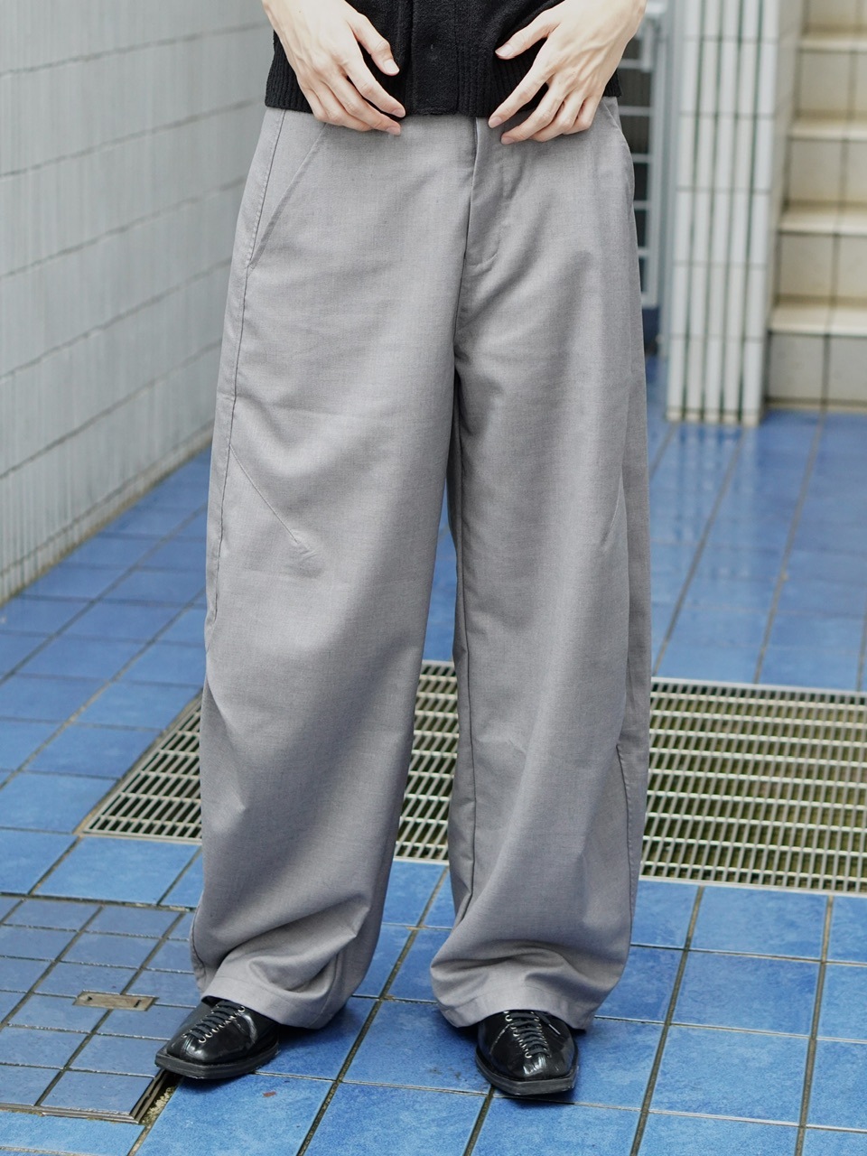 東京店WEB限定受注制【Chikashitsu +】one tuck balloon slacks / 【チカシツプラス】ワンタックバルーンスラックス (2color)