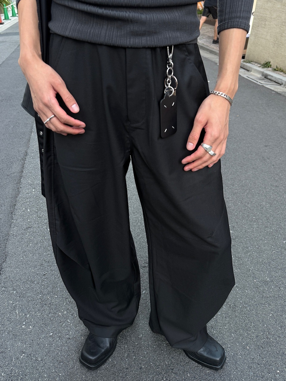 東京店WEB限定受注制【Chikashitsu +】one tuck balloon slacks / 【チカシツプラス】ワンタックバルーンスラックス (2color)