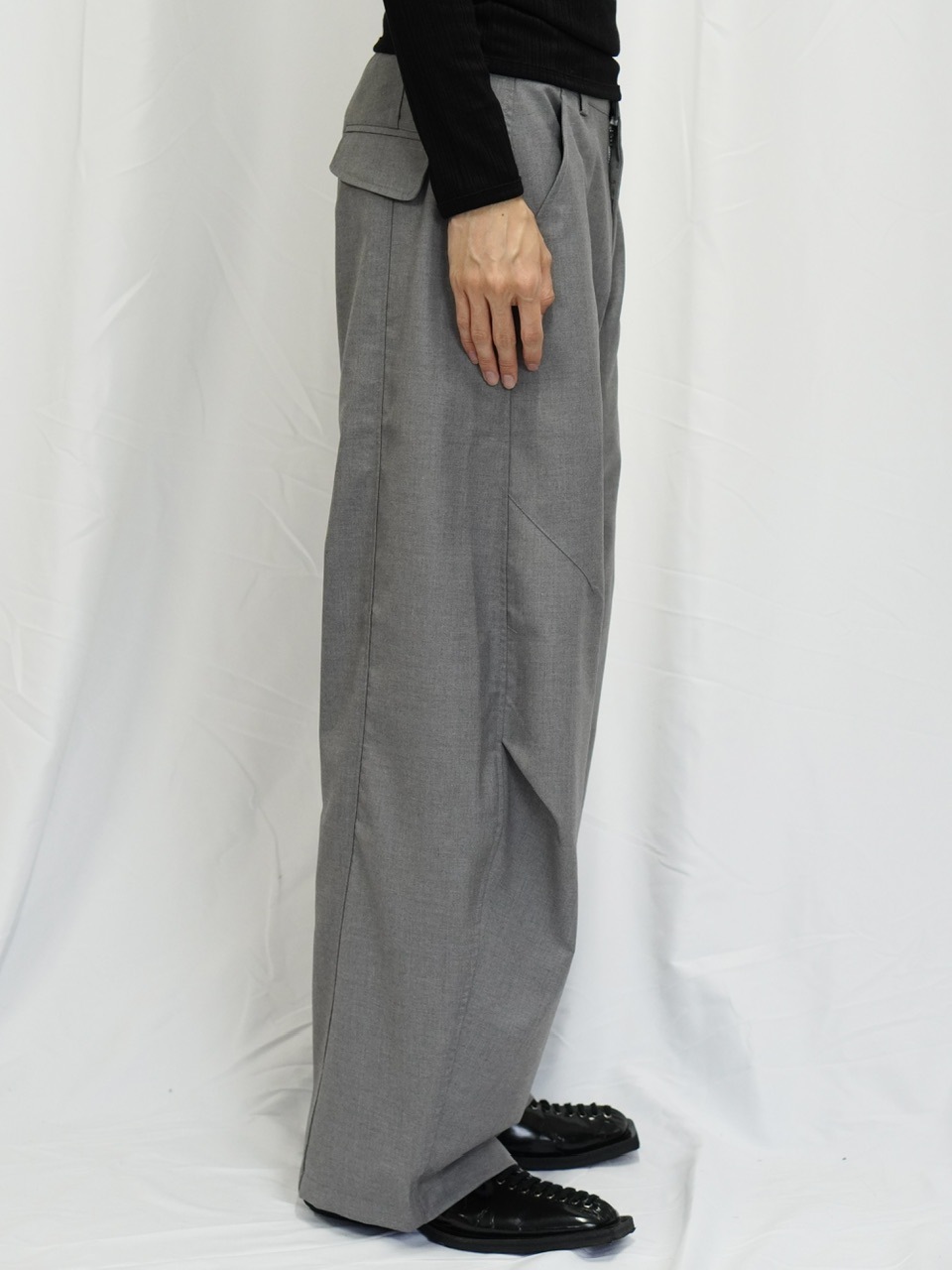 東京店WEB限定受注制【Chikashitsu +】one tuck balloon slacks / 【チカシツプラス】ワンタックバルーンスラックス (2color)