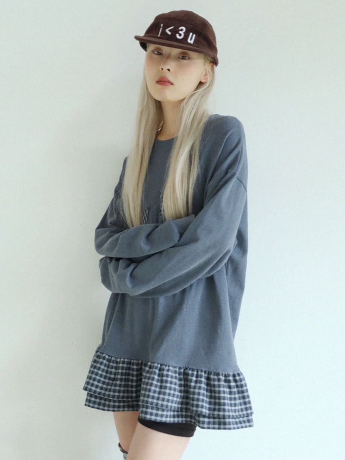 【Uglyshadow】STAR FRILL LONGSLEEVED T-SHIRT
