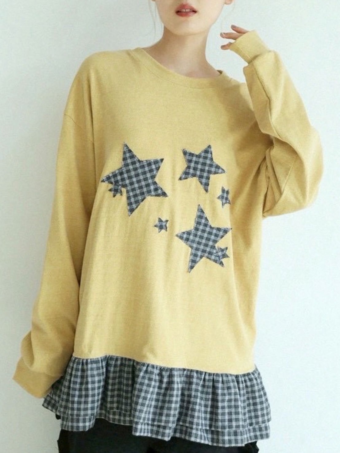 【Uglyshadow】STAR FRILL LONGSLEEVED T-SHIRT