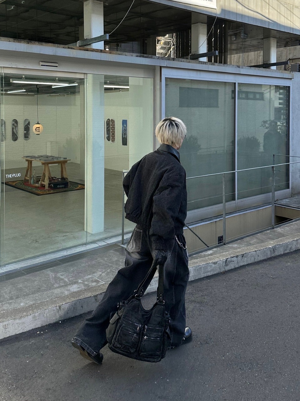 大阪店WEB限定受注制【Chikashitsu +】cropped leather collar denim