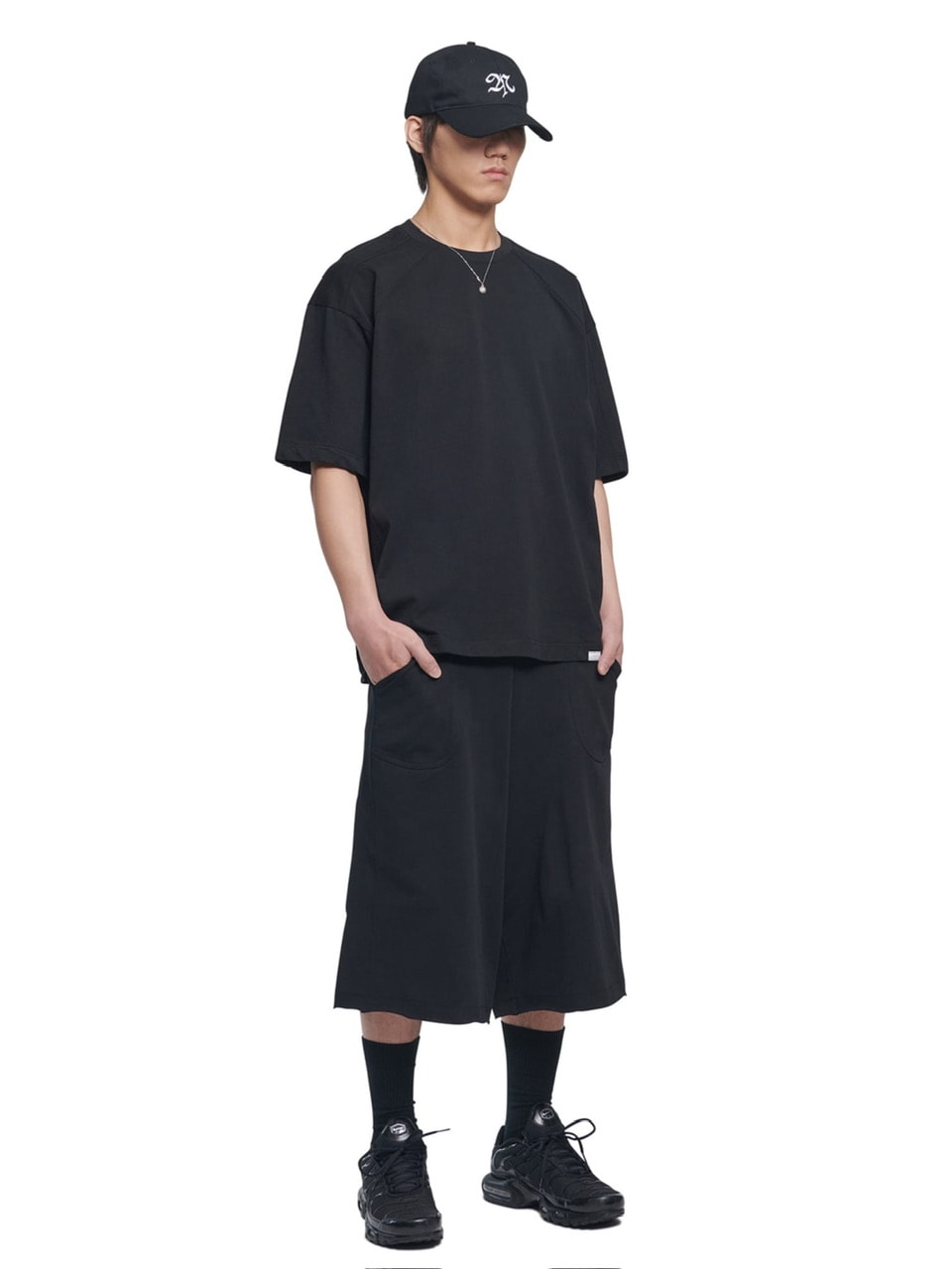 【NOMANUAL】MOLTING BERMUDA SWEATPANTS