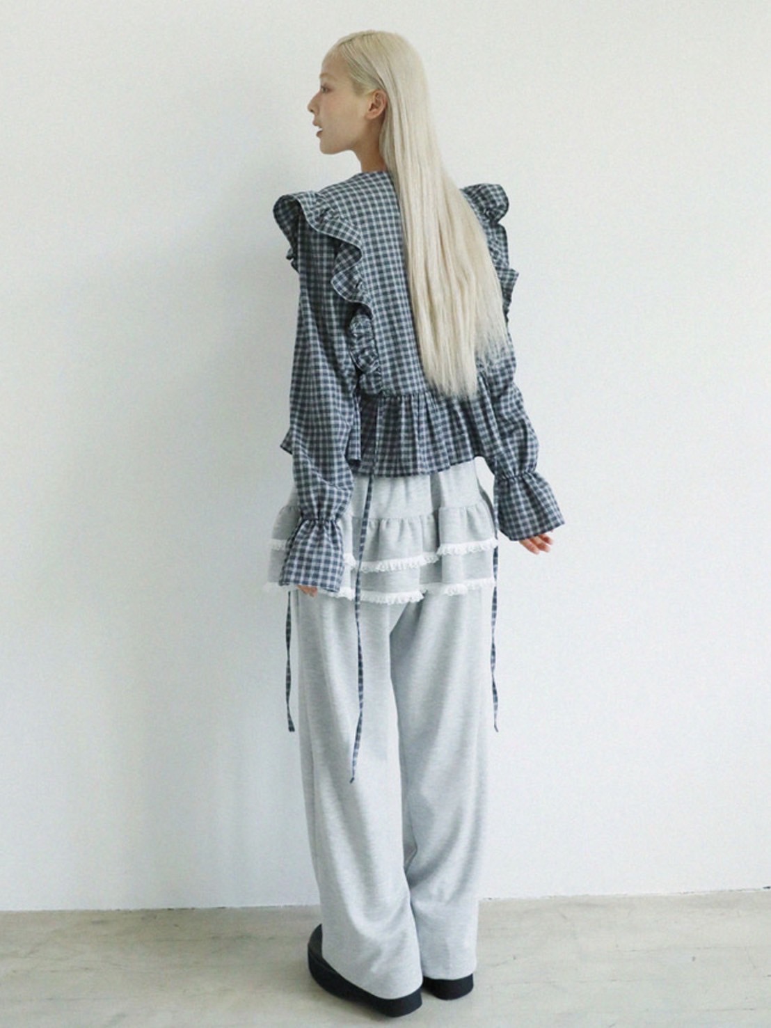 【Uglyshadow】BUTTON CHECK FRILL BLOUSE