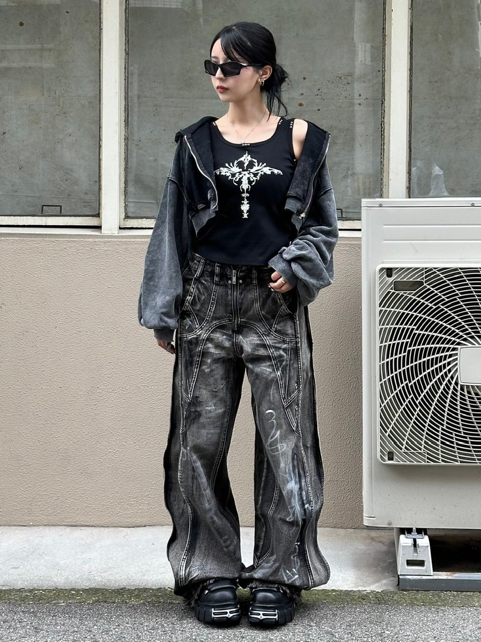 Never mind the XU】washed crop zipup hoodie | OUR BRAND,Never mind