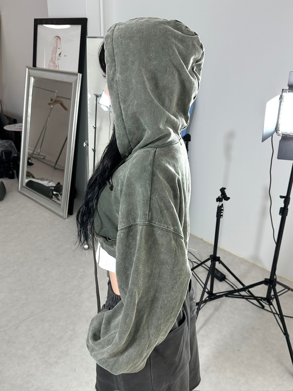 トップス ZIPUP HOODIE Never mind the XU】washed crop zipup hoodie | OUR BRAND,Never mind