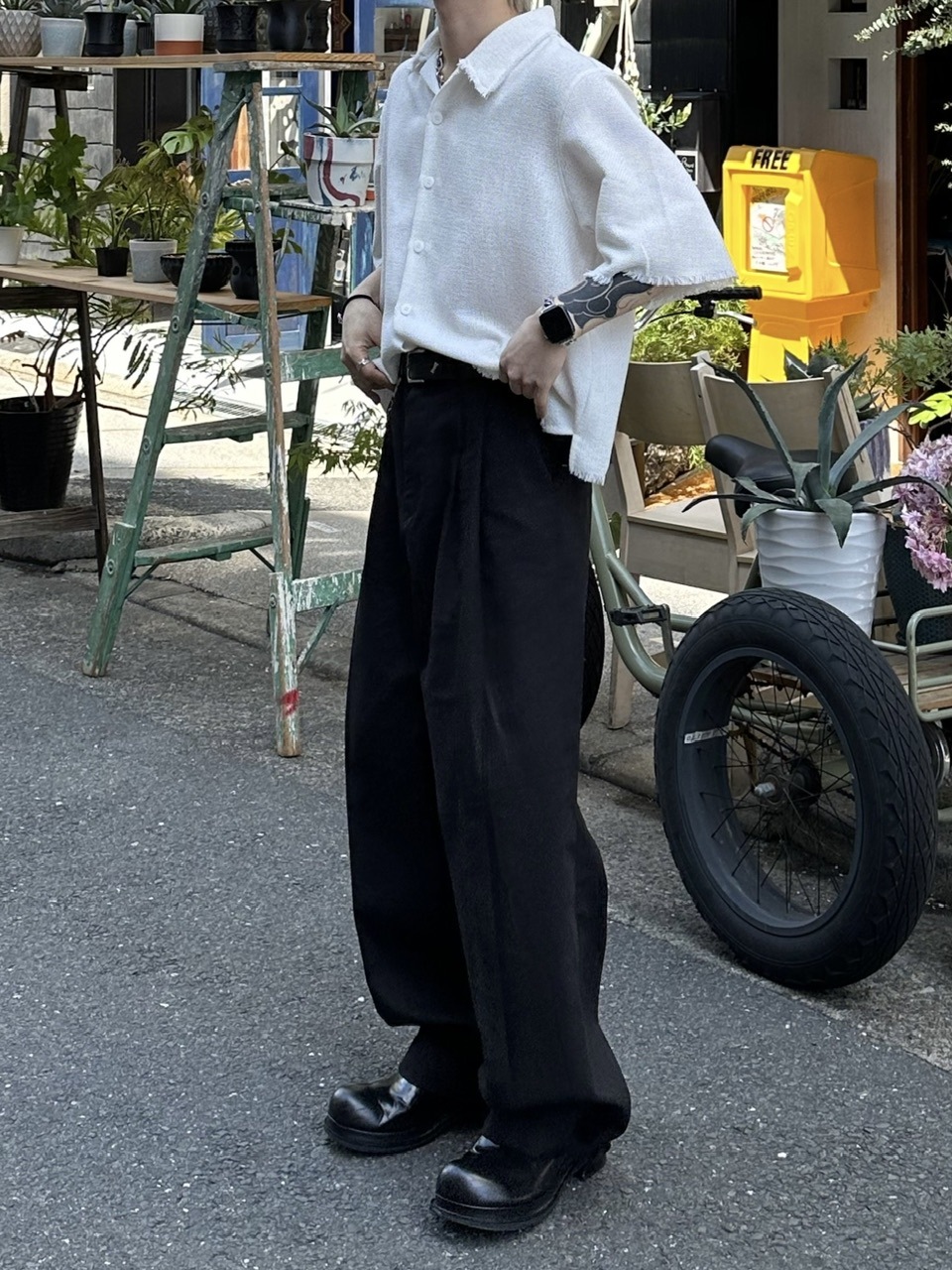 大阪店WEB限定受注制【Chikashitsu +】2tuck wide cotton pants