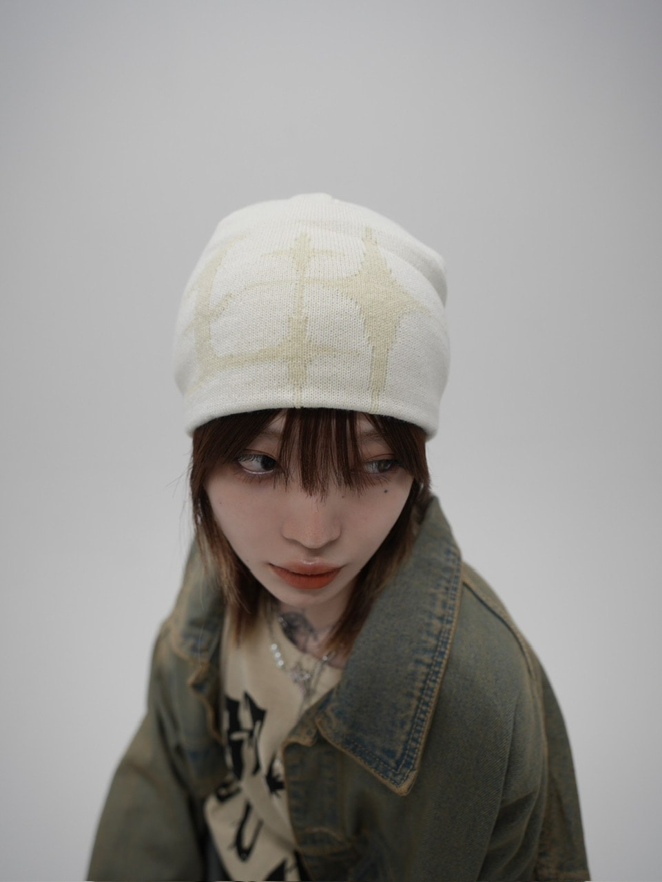 Rare Incide of your mind Yen Logoビーニー Rare Incide of your mind Yen Logoビーニー