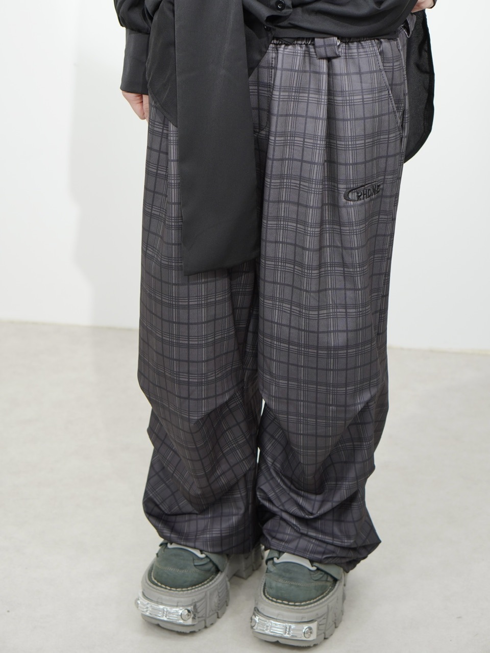 受注制【Nerd out XU】check tuck wide pants