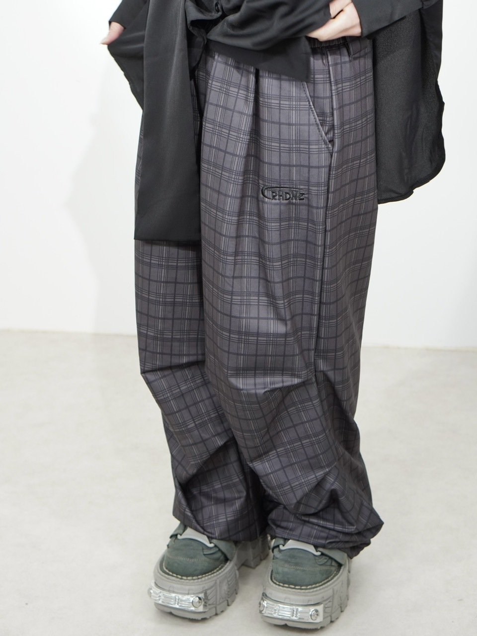 受注制【Nerd out XU】check tuck wide pants