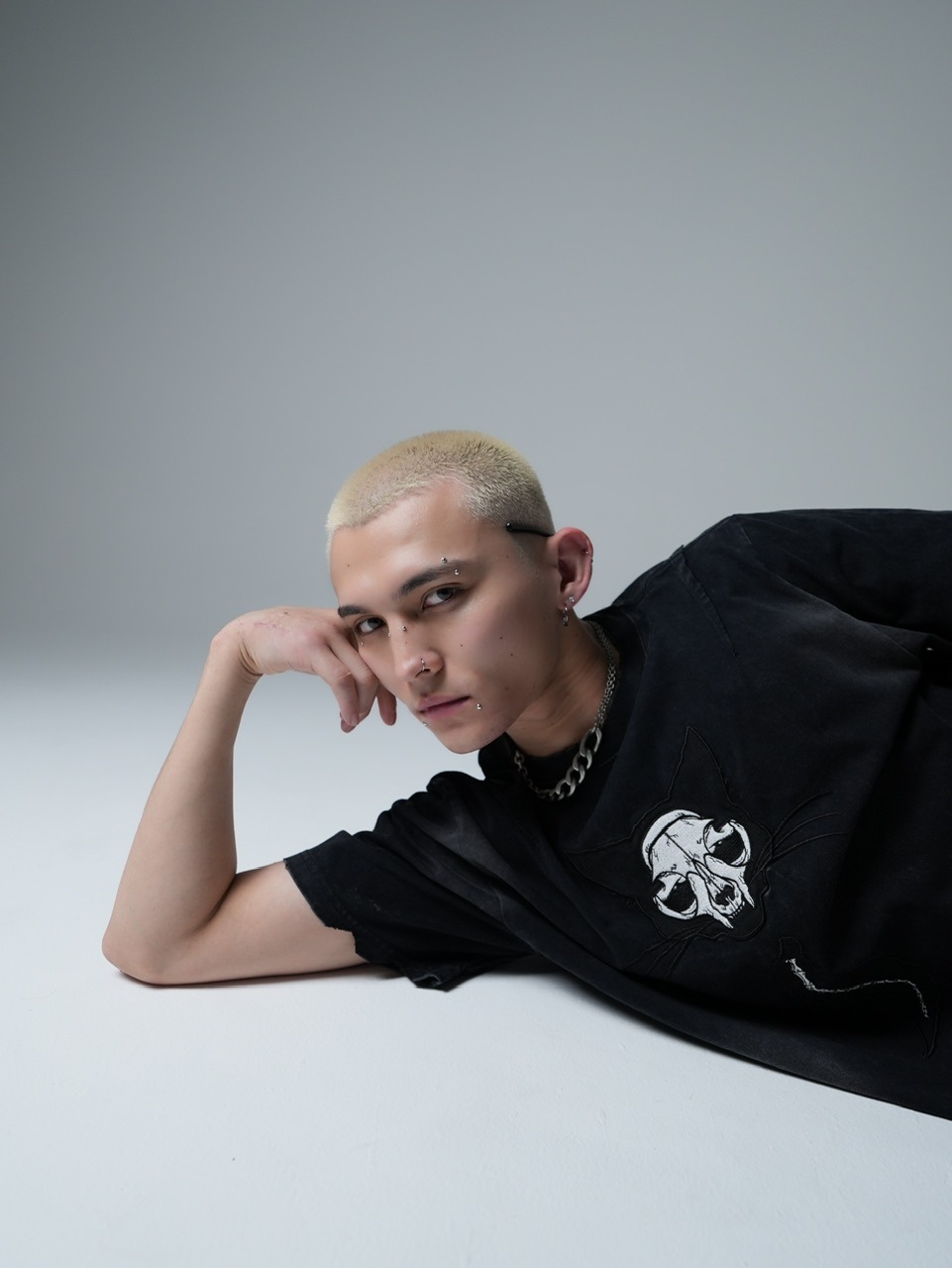 【CHIKASHITSU PLUS HIGH】Dual chain necklace