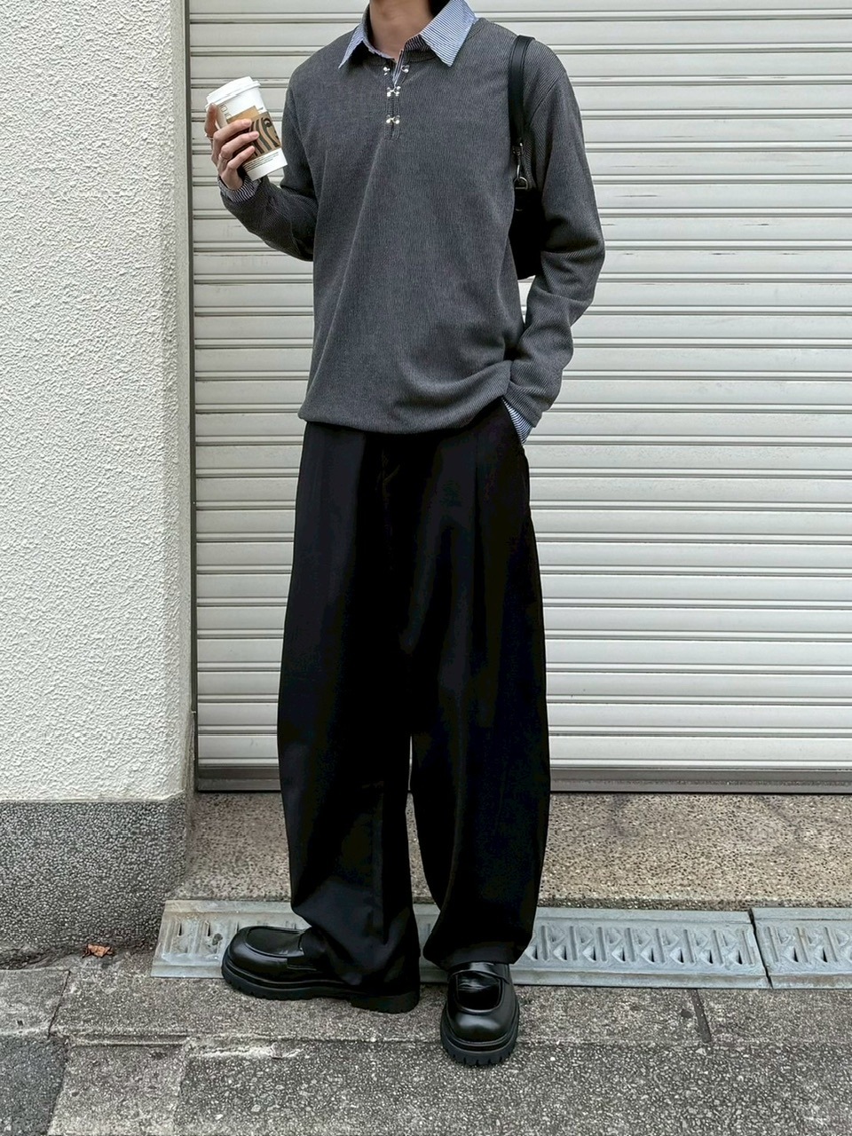 受注制【Chikashitsu +】front hook long sleeve knit