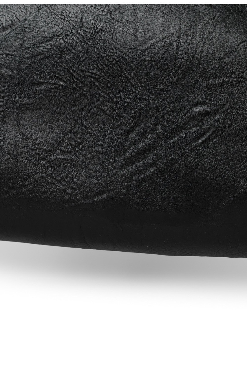 IUGAMAKARAS】Bread Leather Shoulder Bag | OUR BRAND