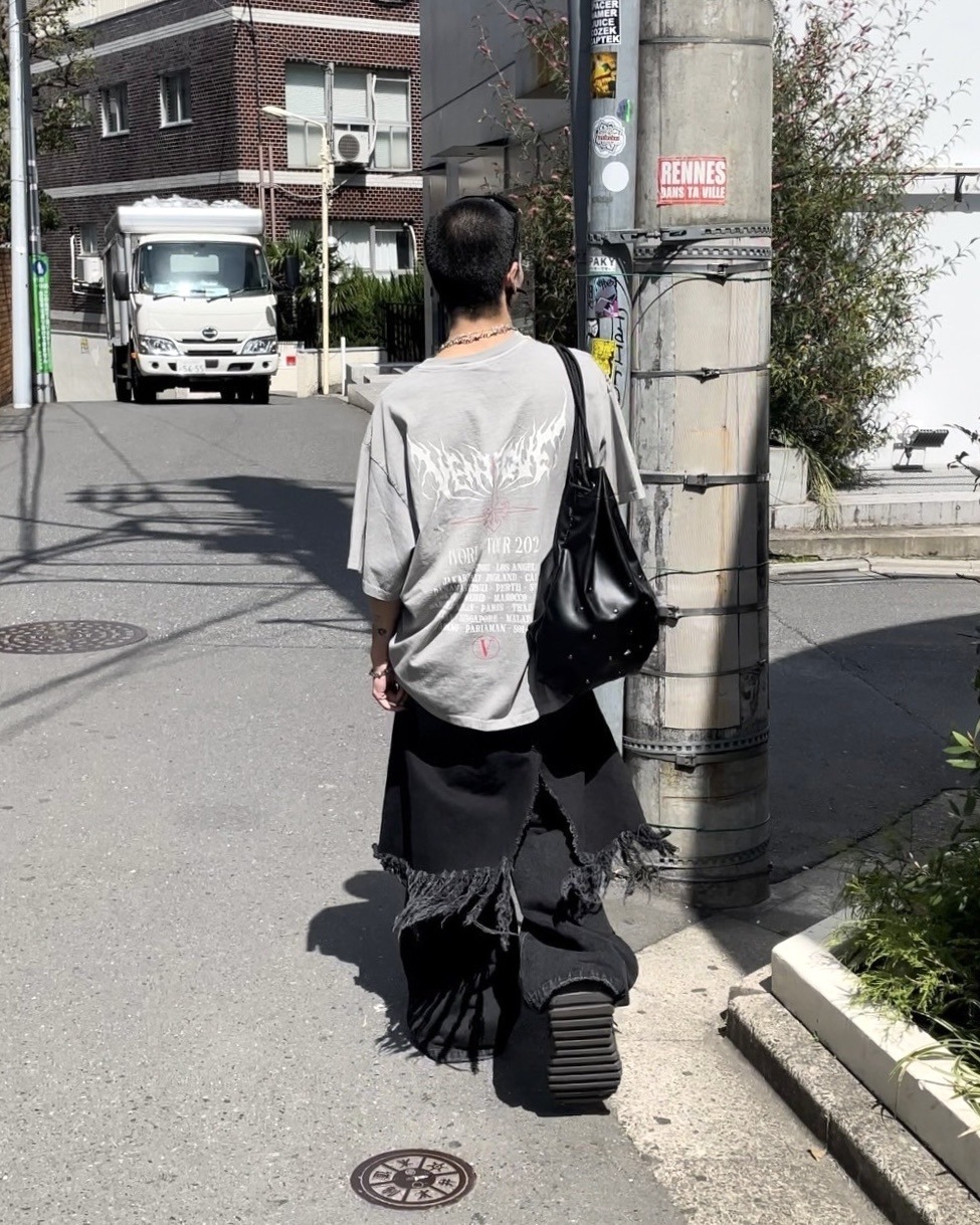 受注制【Never mind the XU】VENTIQUE tee (2color) / 【ネバーマインドザエックスユー】プリント半袖Tシャツ