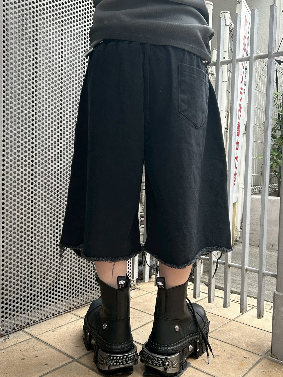 【XU DOG】damage denim half pants サイズ1 受注制【Never mind the XU】damage denim half pants | OUR