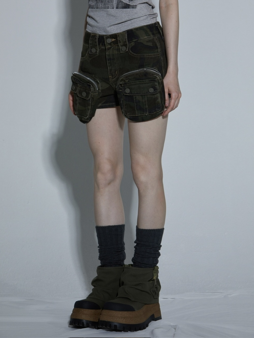 GATELESS】CAMO CARGO SHORT PANTS / 【ゲートレス】カモ柄カーゴ
