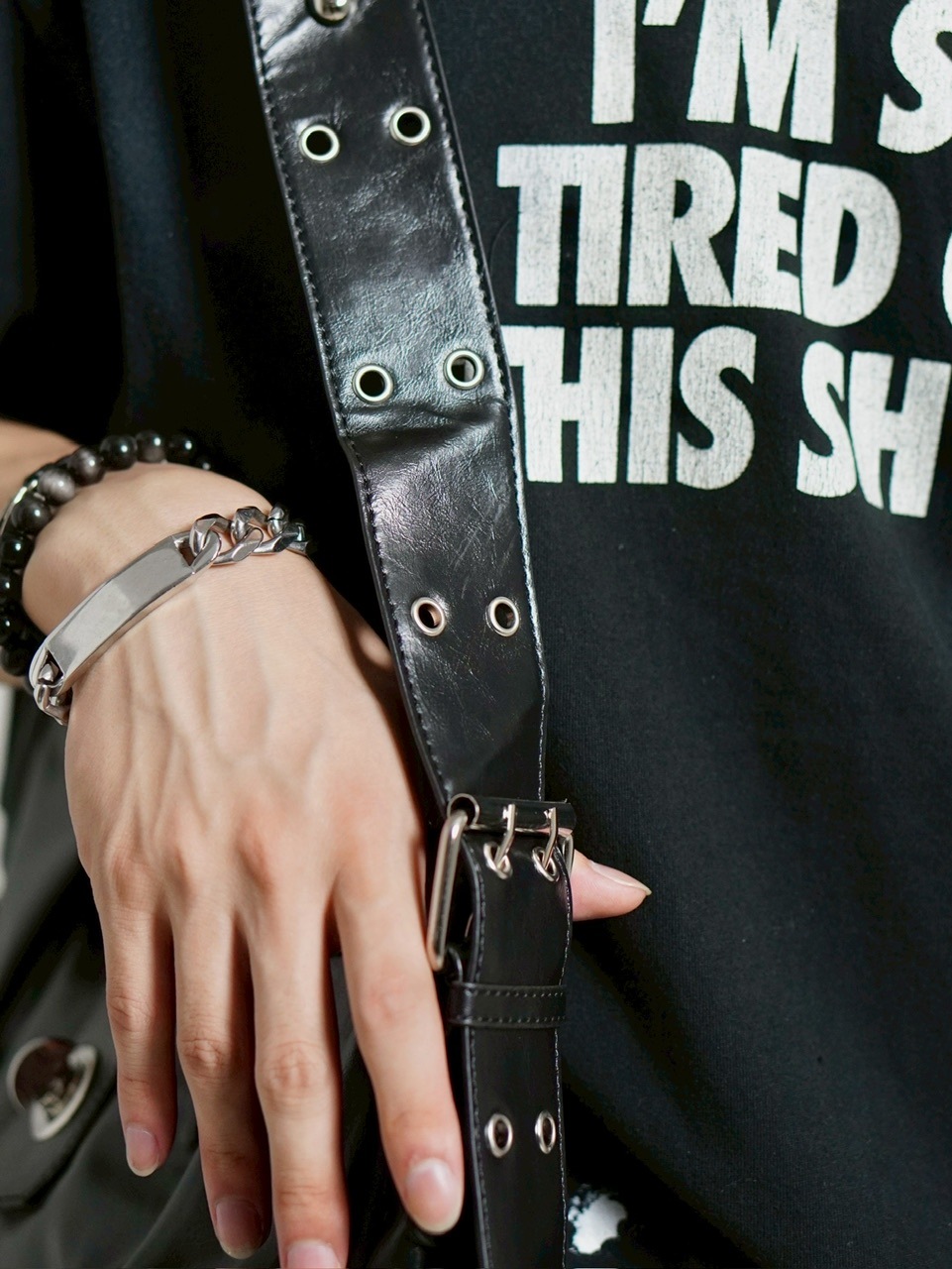 受注制【Chikashitsu +】buckle zipper studs bag