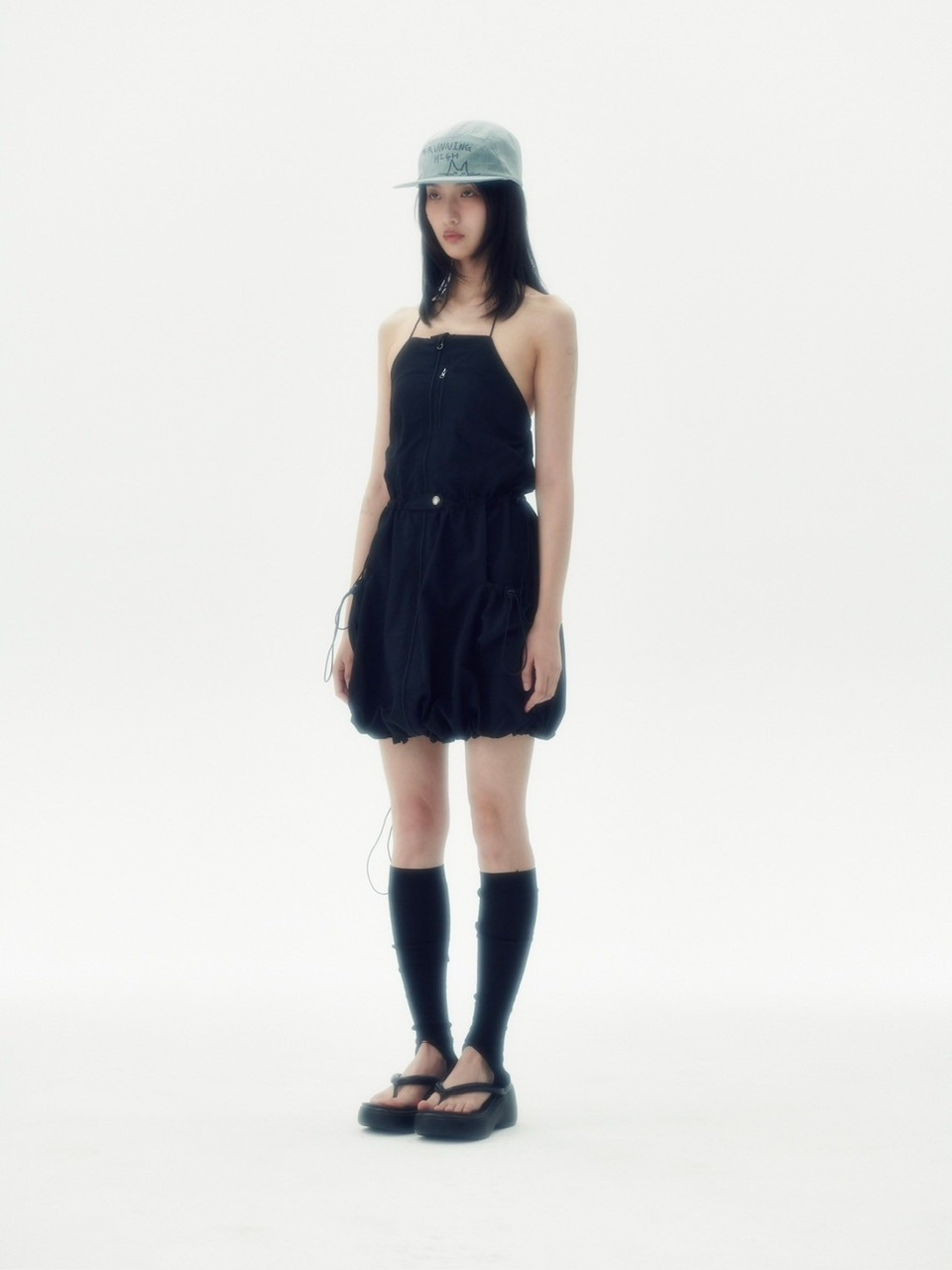 【runningHIGH】SLEEVELESS BALOON MINI DRESS