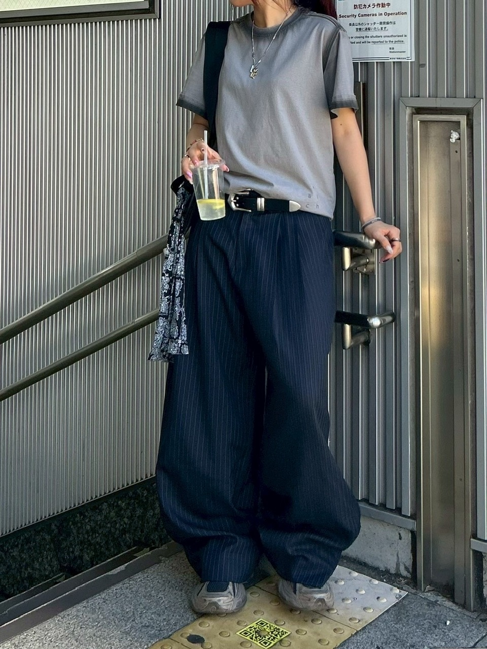 大阪店WEB限定受注制【Chikashitsu +】stripe tuck wide slacks (2color)