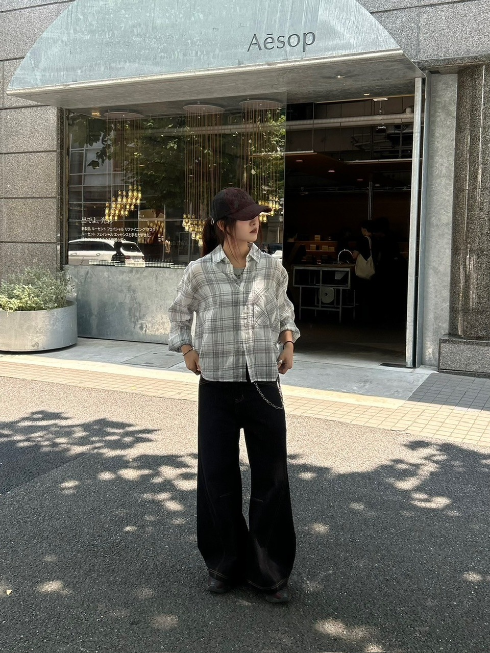 受注制【Chikashitsu +】lilting stitch curve denim pants