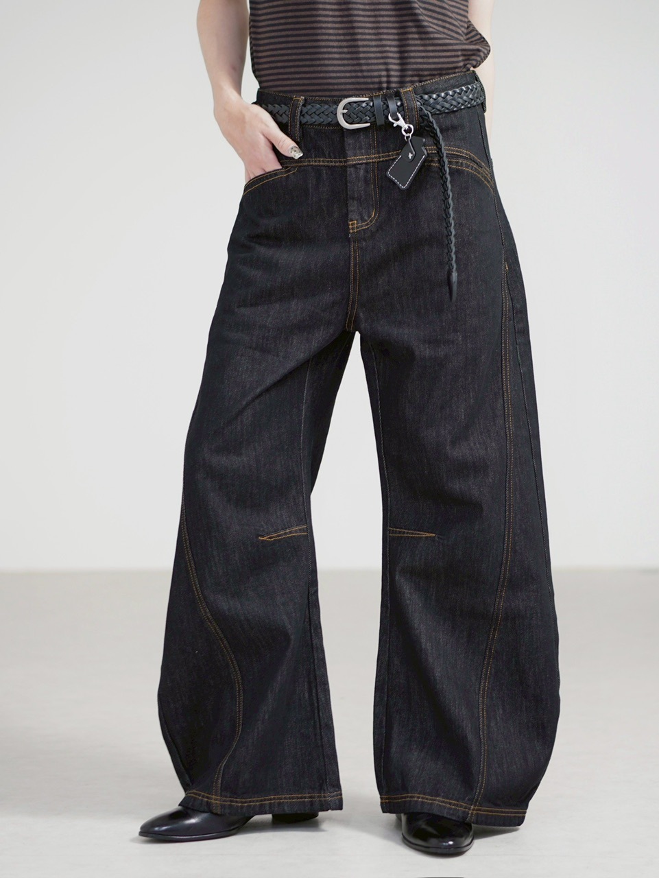 ちぎちぎ 受注制【Chikashitsu +】lilting stitch curve denim pants