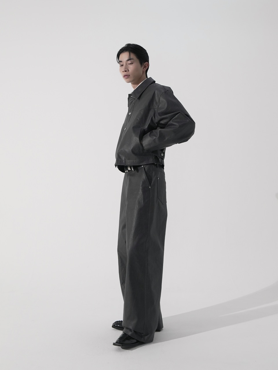 CS】coated wide denim pants (dark gray) | OUR BRAND,Chikashitsu +