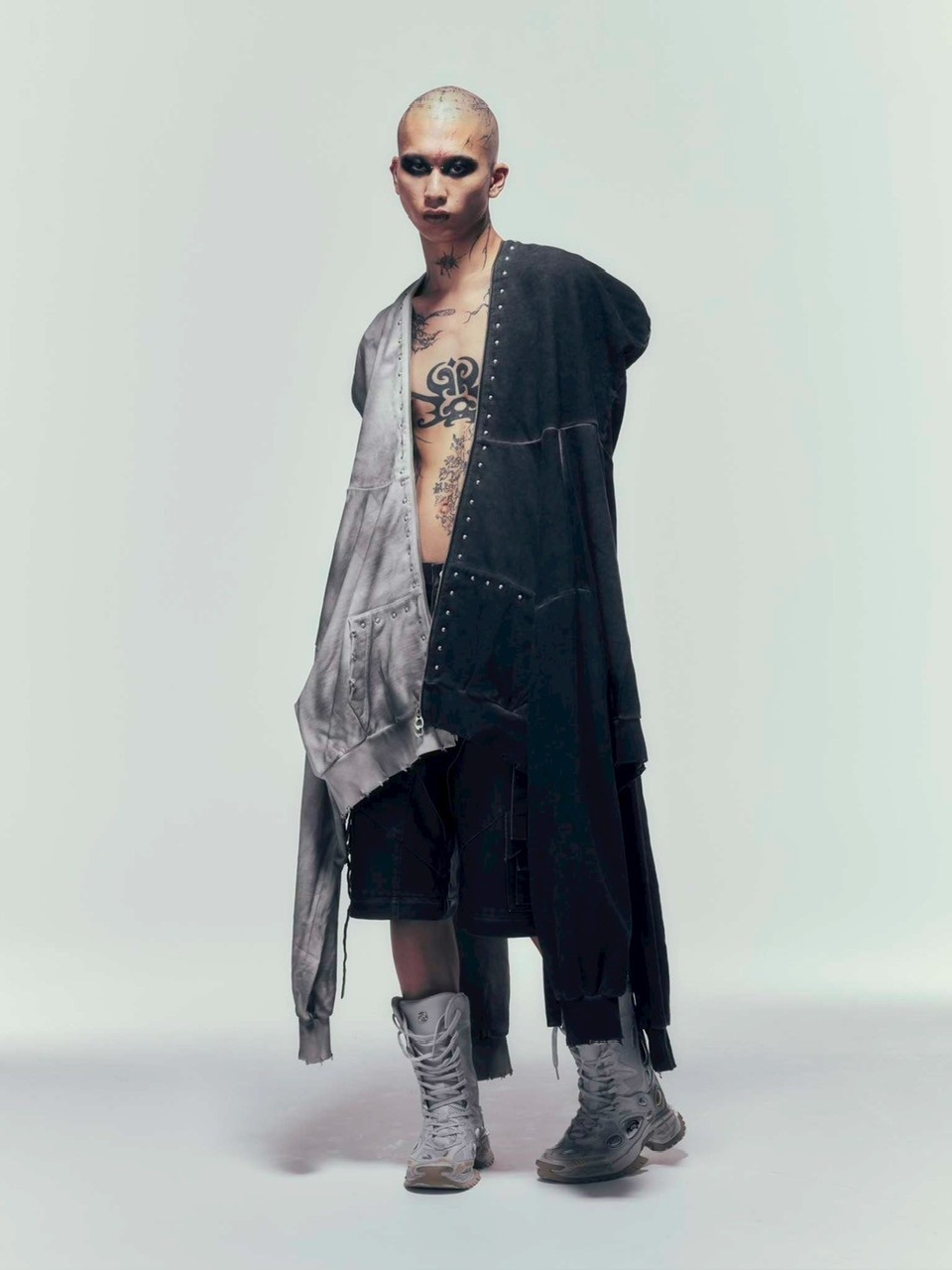 トップス Dig your own grave L black DIG YOUR OWN GRAVE】FULLZIP STUDDED HOODIE /【ディグユアオウン