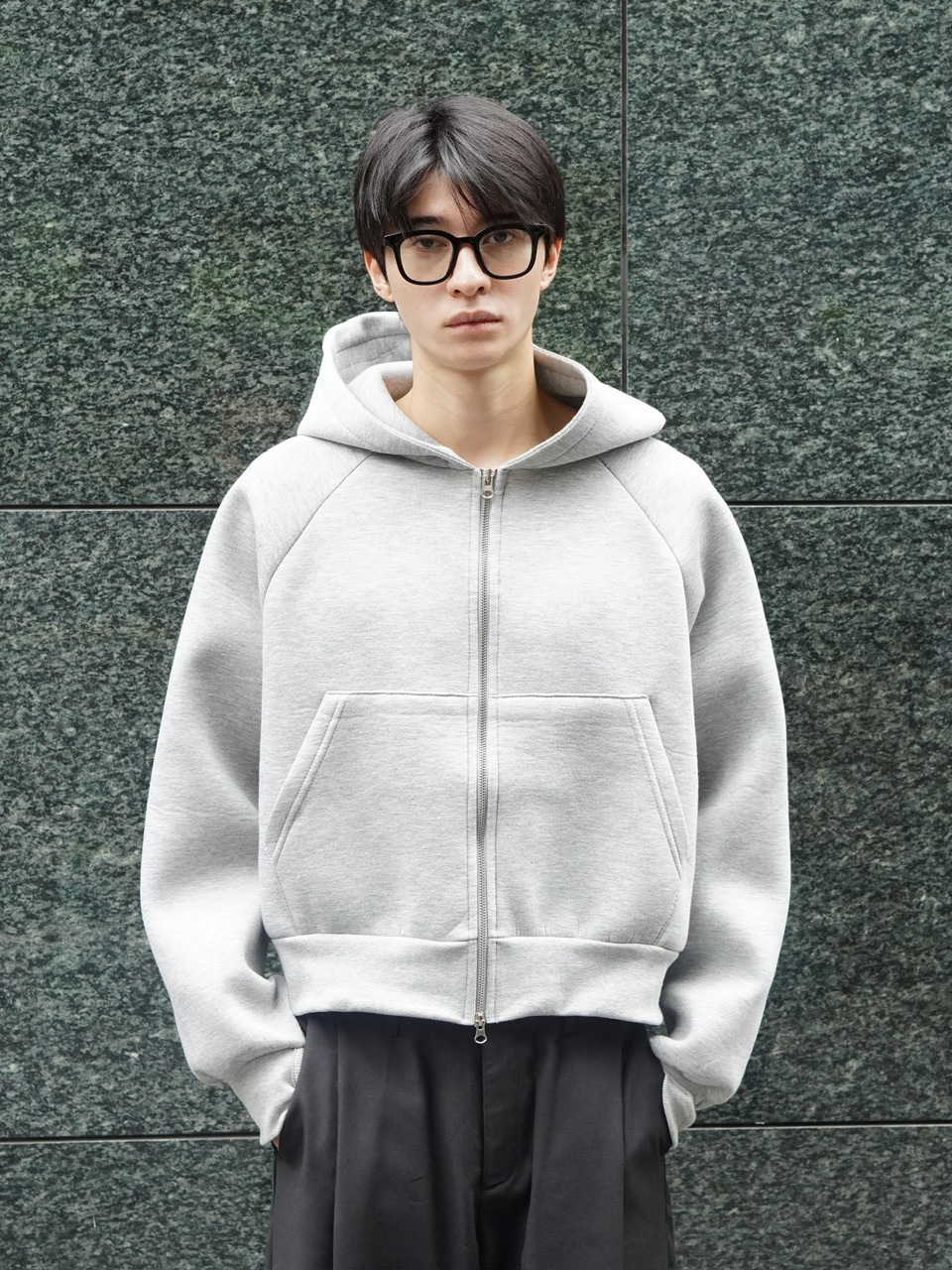 東京店WEB限定受注制【Chikashitsu +】cropped zip hoodie