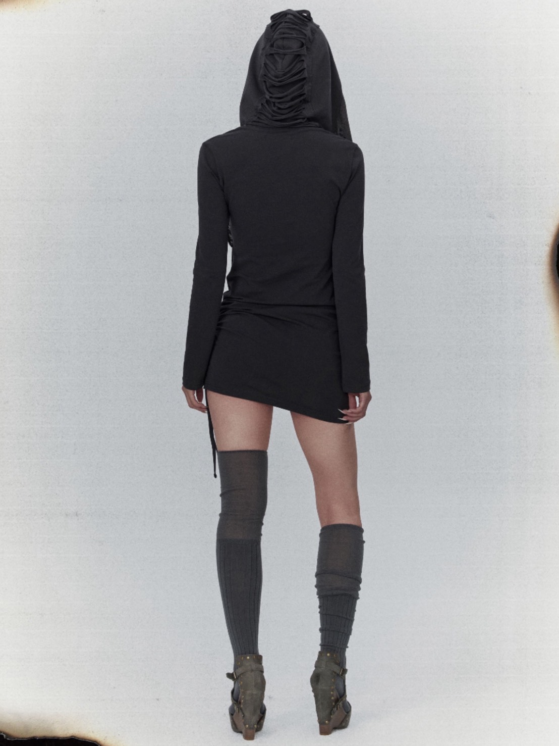 【bonienkiye】Distressed Hood Scarf Dress