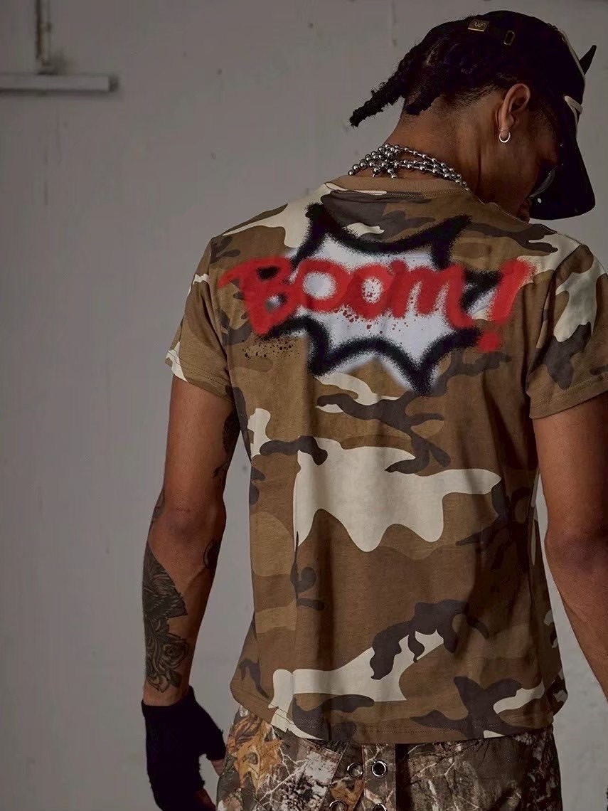 【DND4DES】Boom! Felix Camo Graffiti Tight T-Shirt/国内発送 DND4DES】BOOM! FELIX CAMO GRAFFITI TIGHT T-SHIRT | OUR BRAND