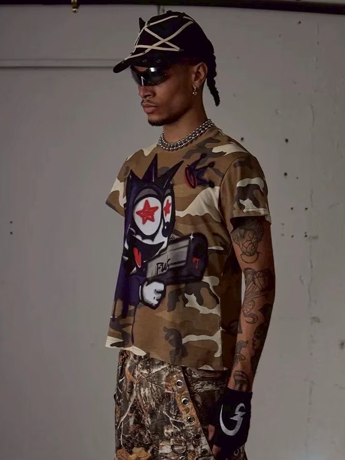 【DND4DES】Boom! Felix Camo Graffiti Tight T-Shirt/国内発送 DND4DES】BOOM! FELIX CAMO GRAFFITI TIGHT T-SHIRT | OUR BRAND