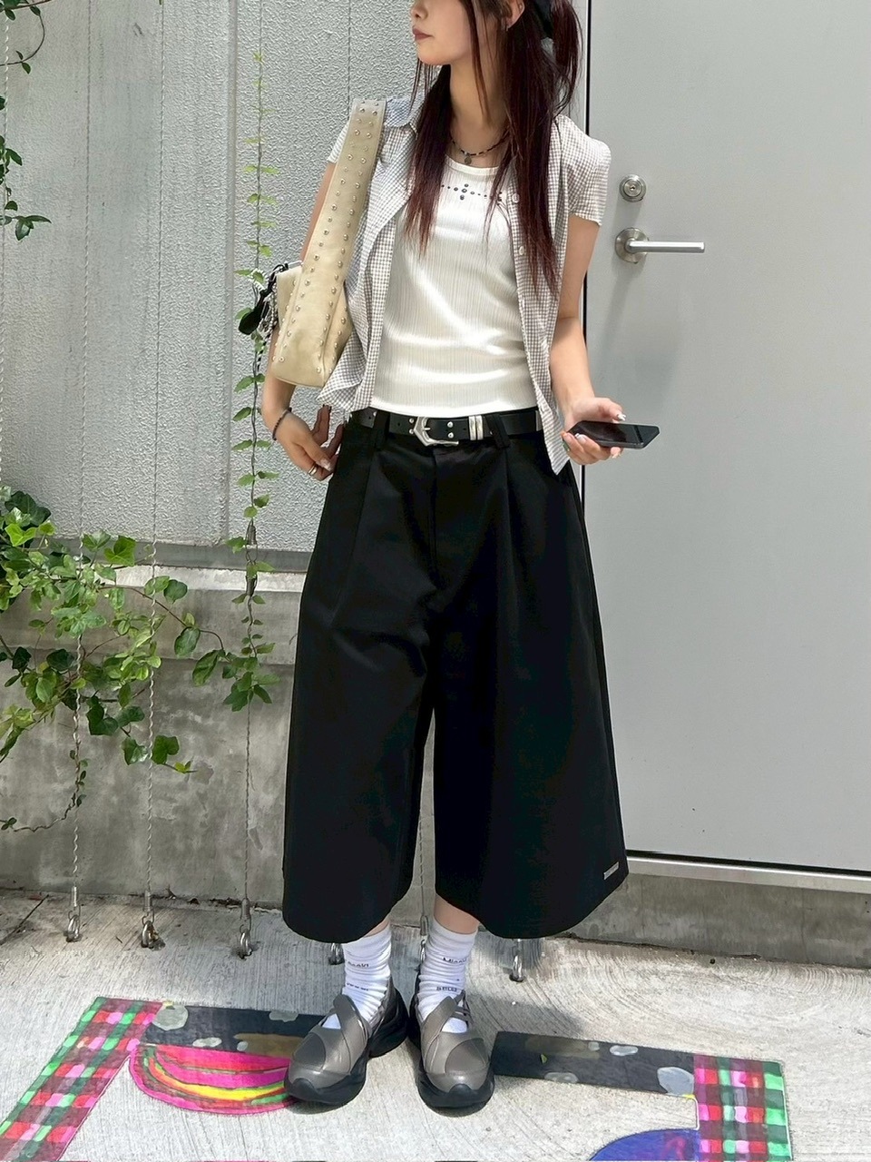 【Chikashitsu +】metal studs sleeveless / 【チカシツプラス】メタルスタッズタンクトップ (2color)