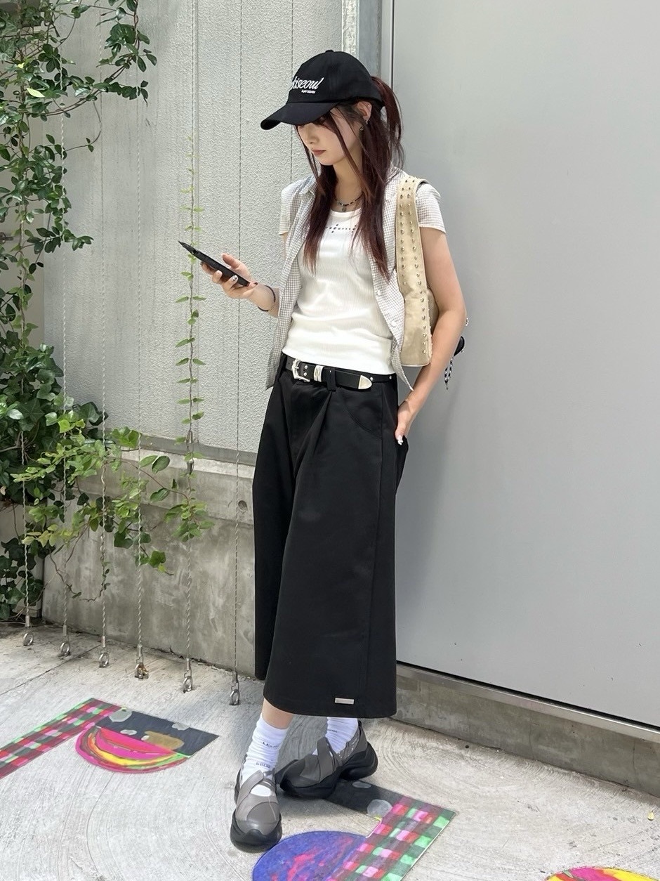 【Chikashitsu +】metal studs sleeveless / 【チカシツプラス】メタルスタッズタンクトップ (2color)